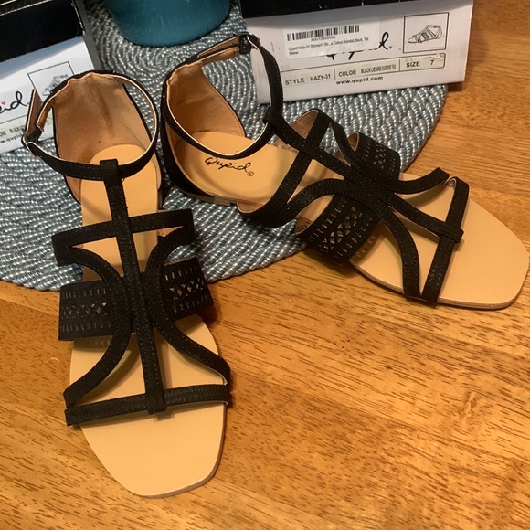 Qupid Black Lizard Suede Sz 7 Sandals ~ NIB - Picture 7 of 8